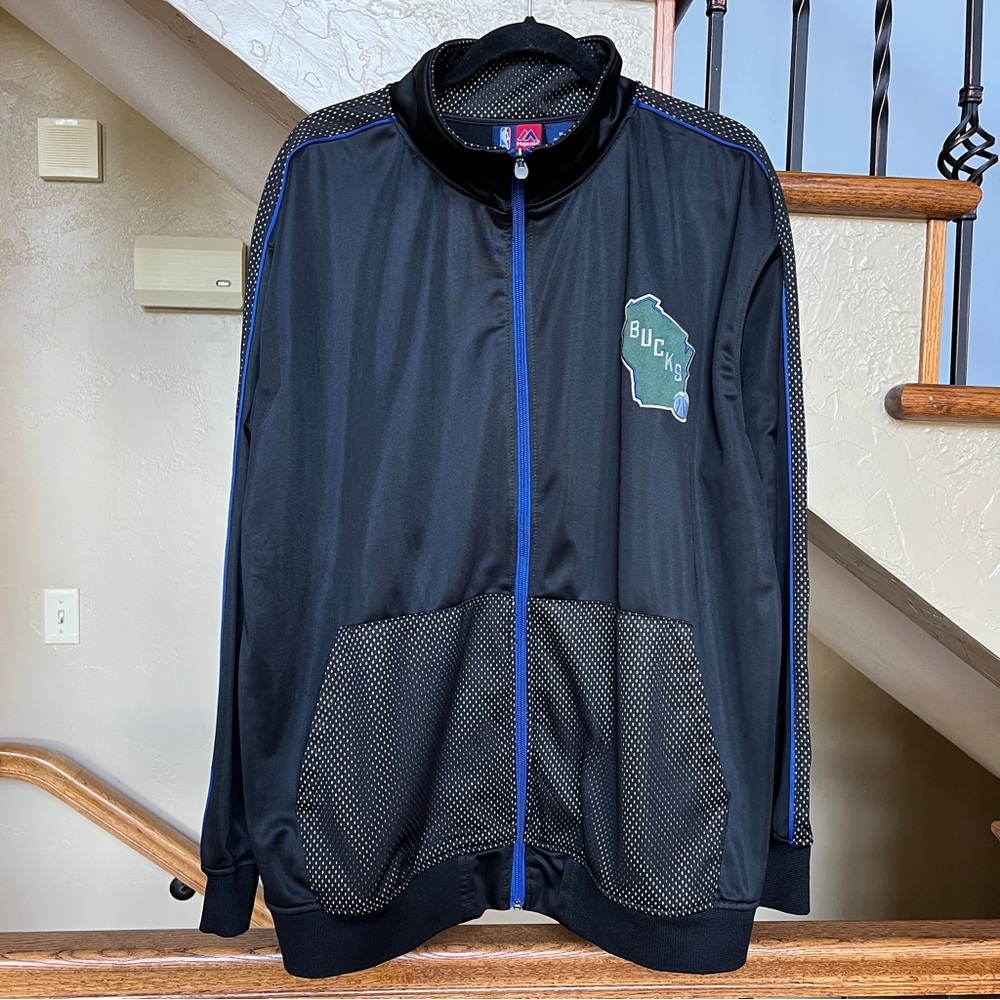 Milwaukee Bucks Black Majestic Track Jacket Mens Size 2XL